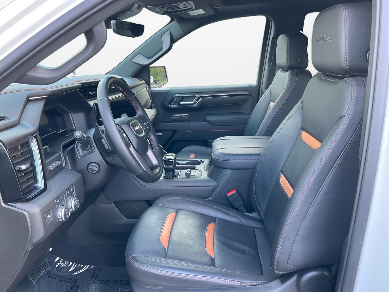 2025 GMC Sierra 1500 Crew Cab, Short Bed, AT4, 4WD