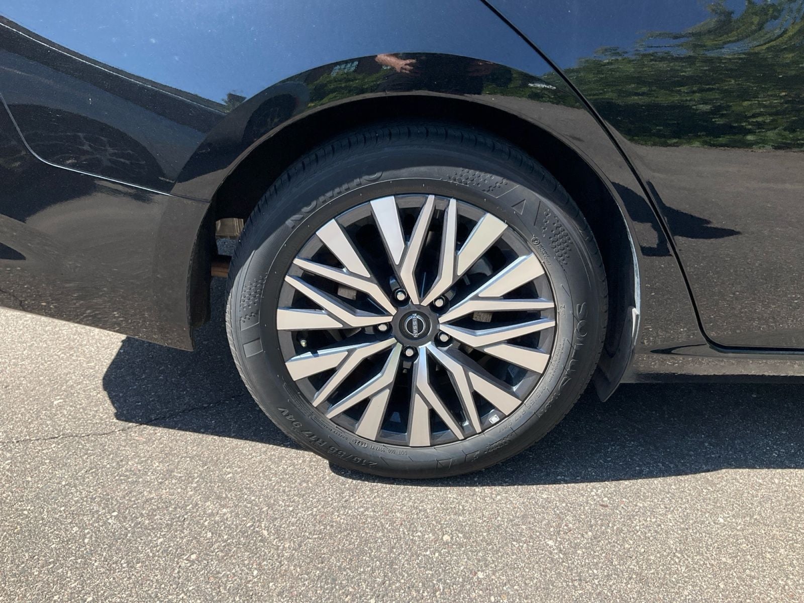 2025 Nissan Altima SV FWD