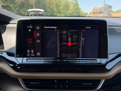 2026 Volkswagen Atlas Cross Sport SEL R-Line Black