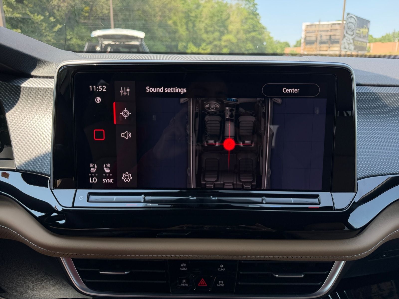 2026 Volkswagen Atlas Cross Sport SEL R-Line Black