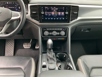 2022 Volkswagen Atlas Cross Sport 3.6L V6 SEL Premium R-Line