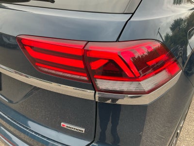 2022 Volkswagen Atlas Cross Sport 3.6L V6 SEL Premium R-Line