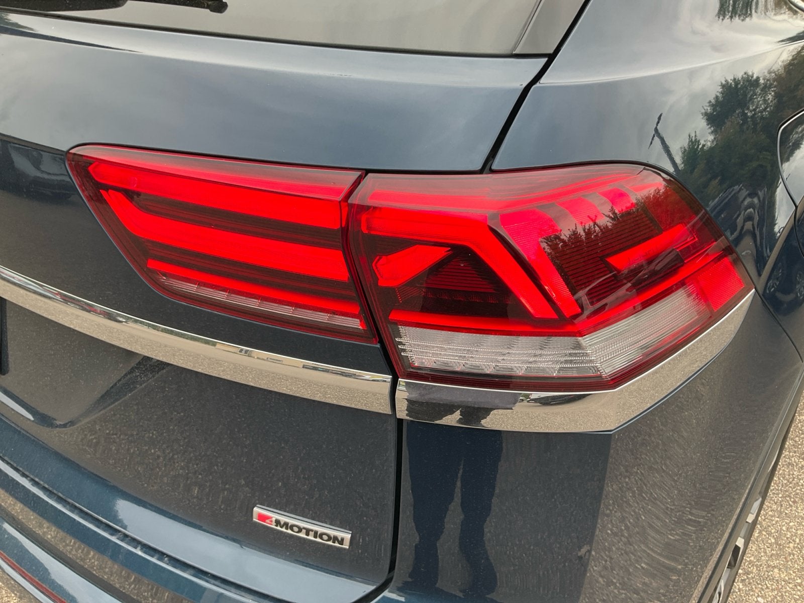 2022 Volkswagen Atlas Cross Sport 3.6L V6 SEL Premium R-Line