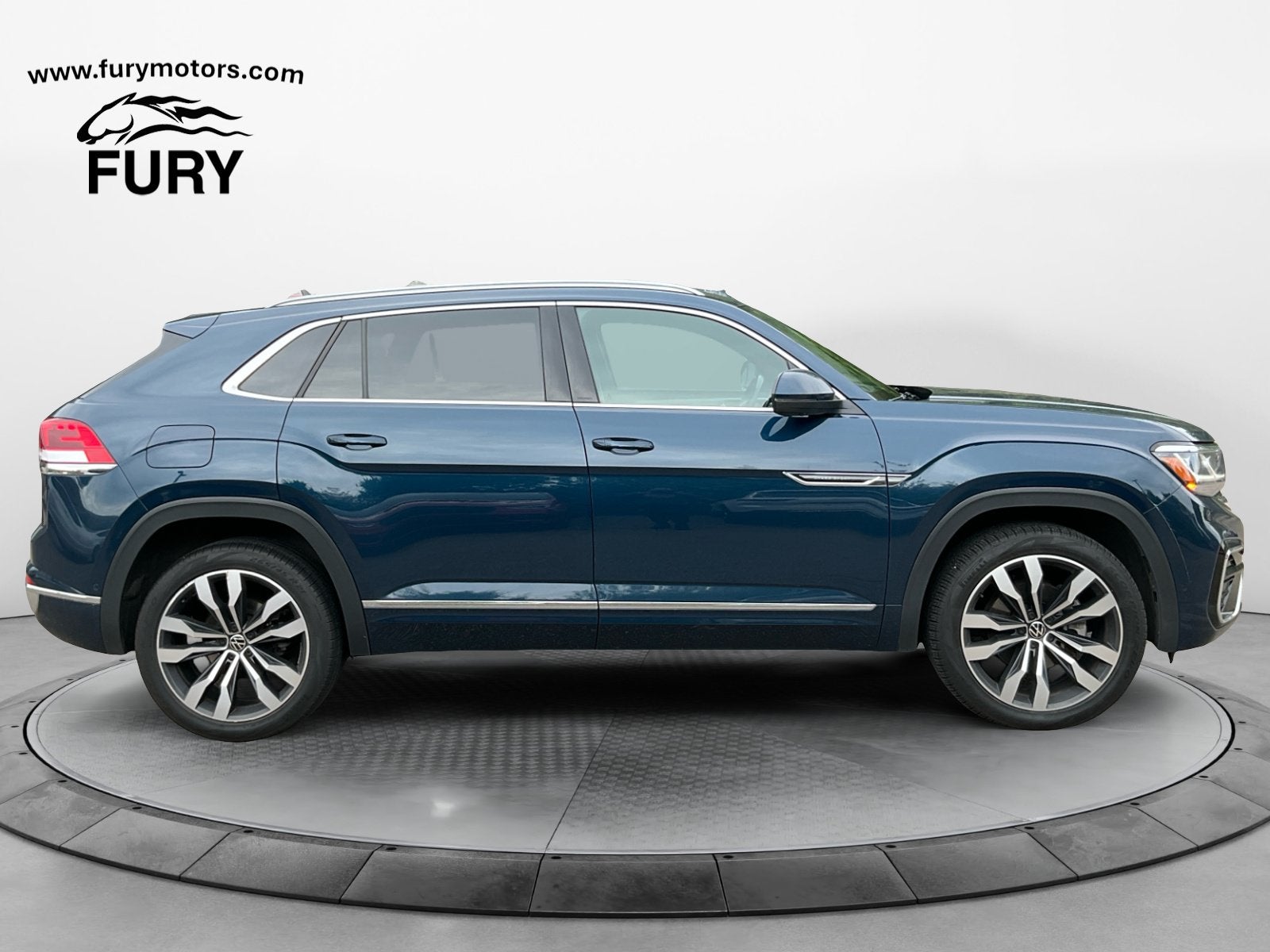 2022 Volkswagen Atlas Cross Sport 3.6L V6 SEL Premium R-Line