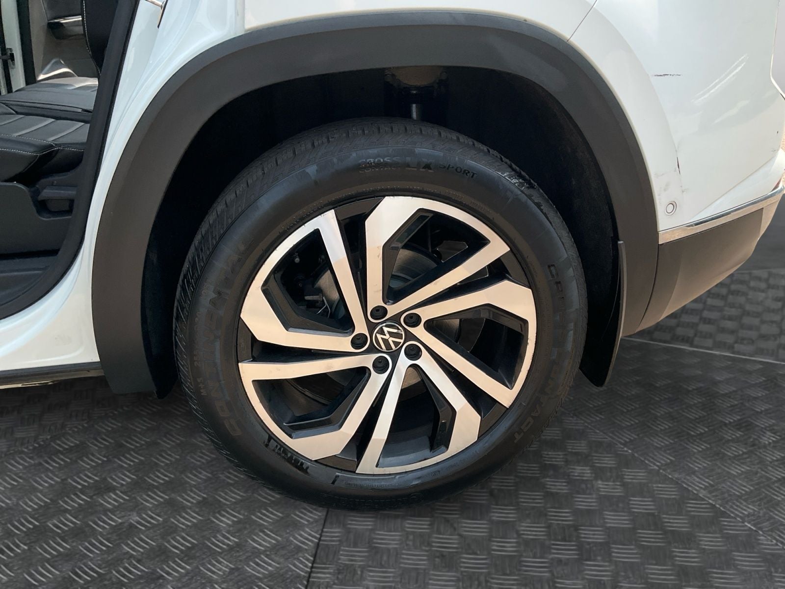 2020 Volkswagen Atlas Cross Sport 3.6L V6 SEL Premium