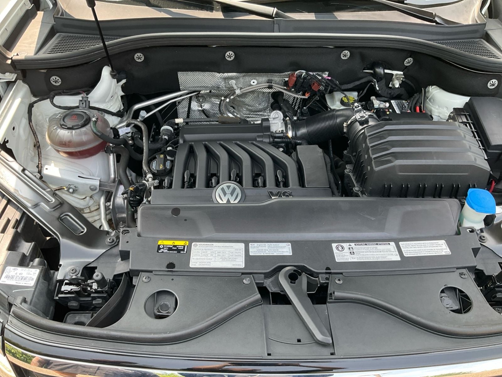2020 Volkswagen Atlas Cross Sport 3.6L V6 SEL Premium