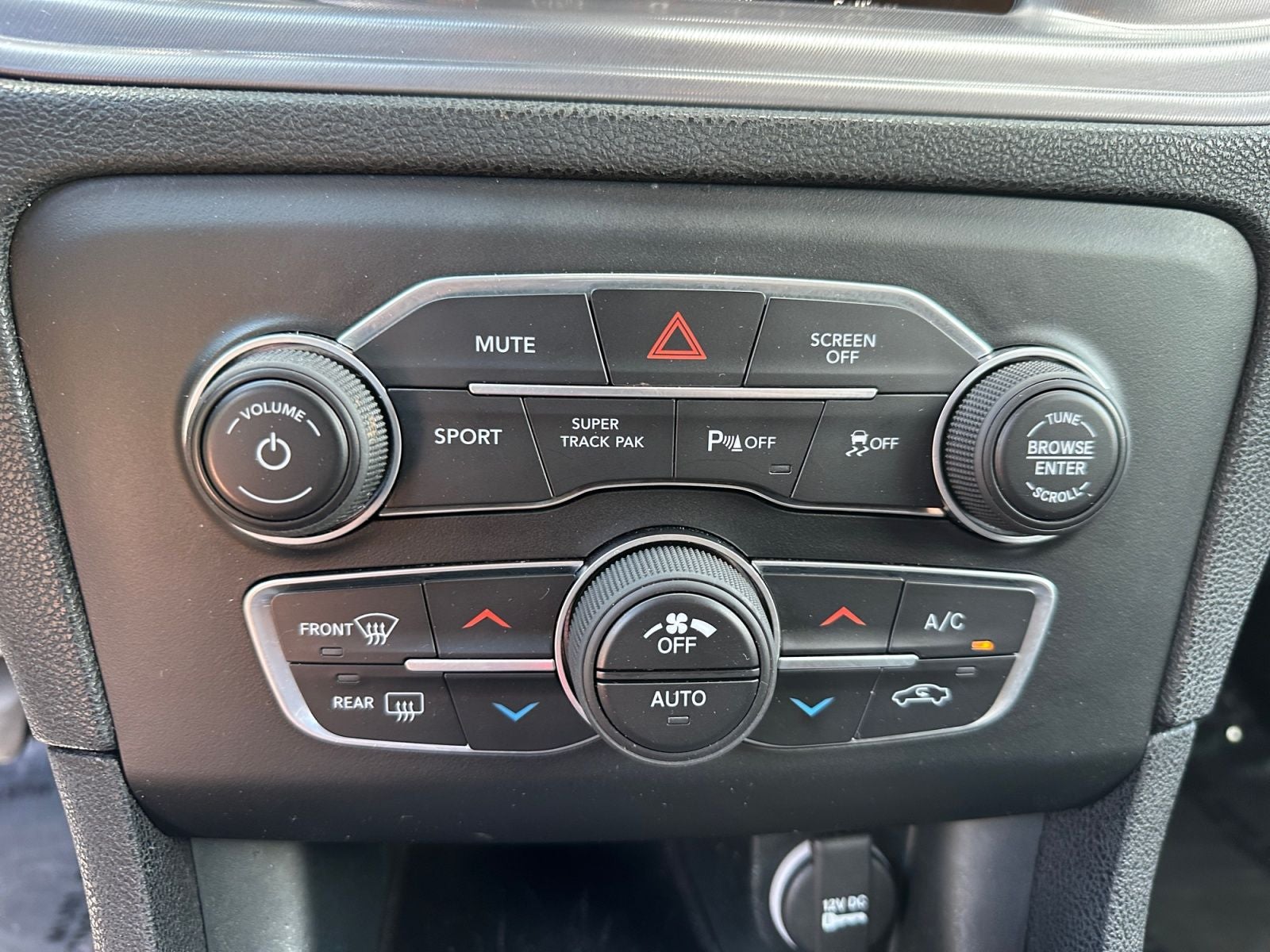 2023 Dodge Charger SXT AWD