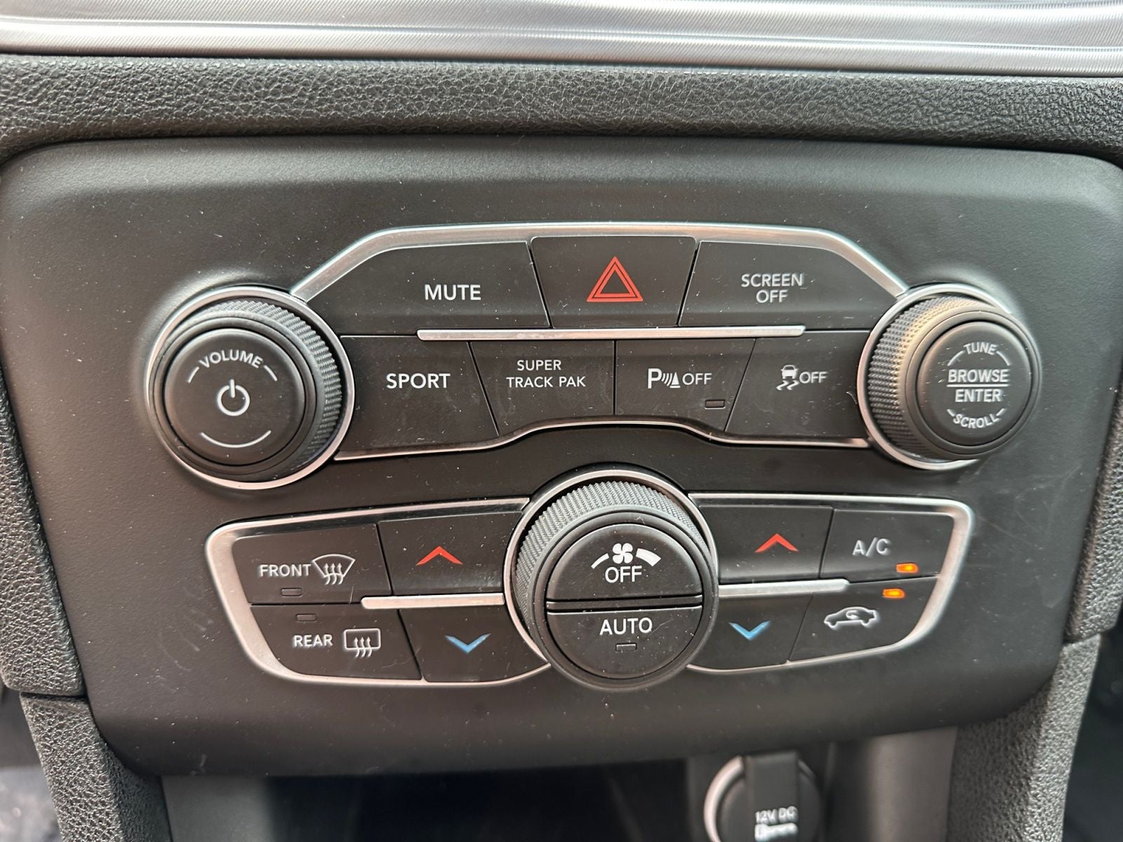 2023 Dodge Charger SXT AWD