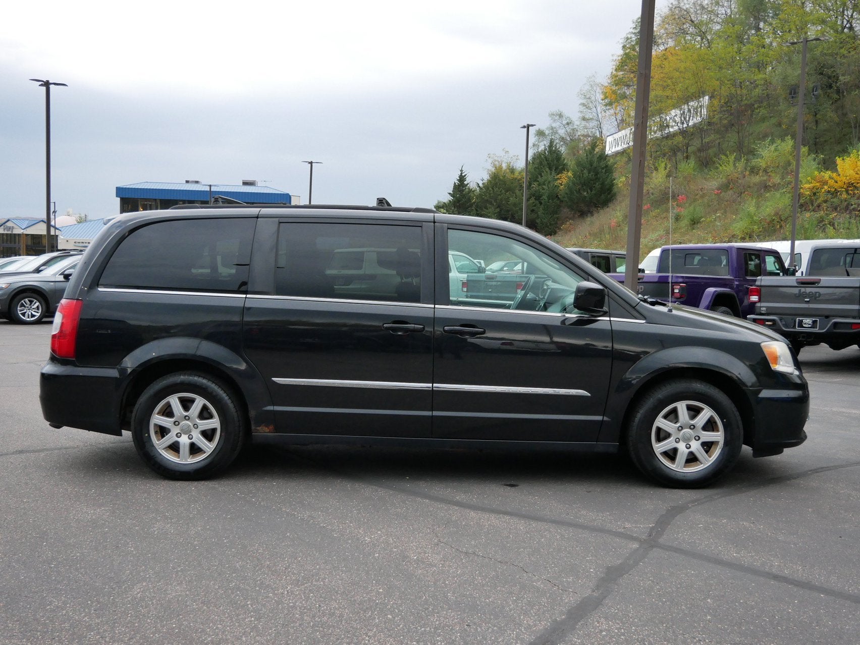 2012 Chrysler Town & Country Touring