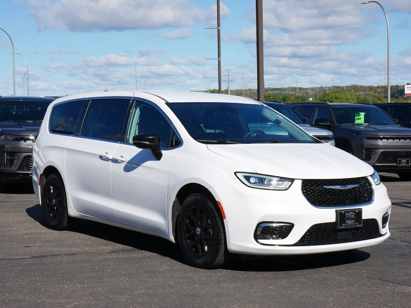 2024 Chrysler Pacifica Touring L