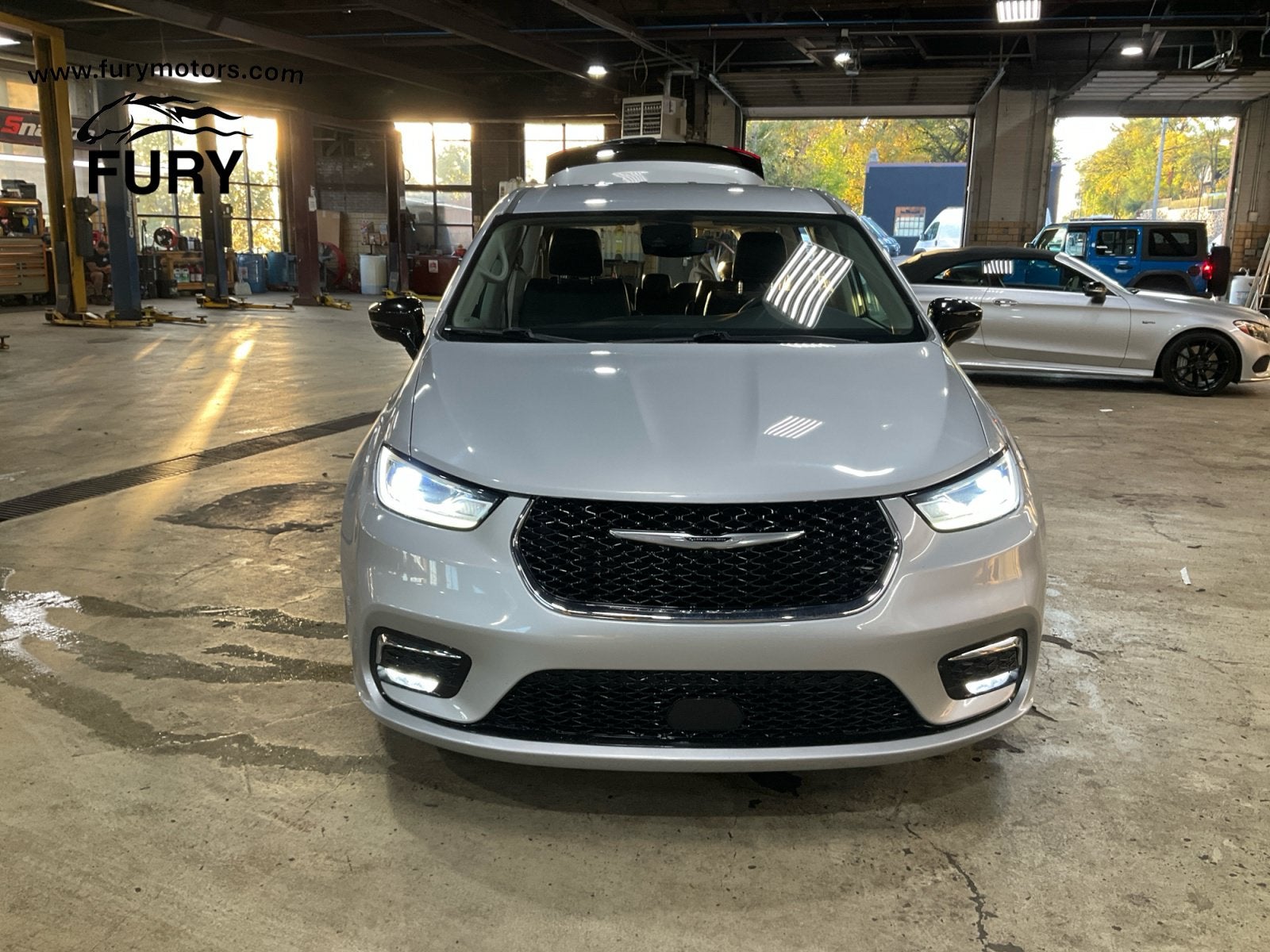 2024 Chrysler Pacifica Touring L