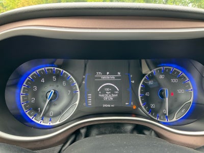 2024 Chrysler Voyager LX