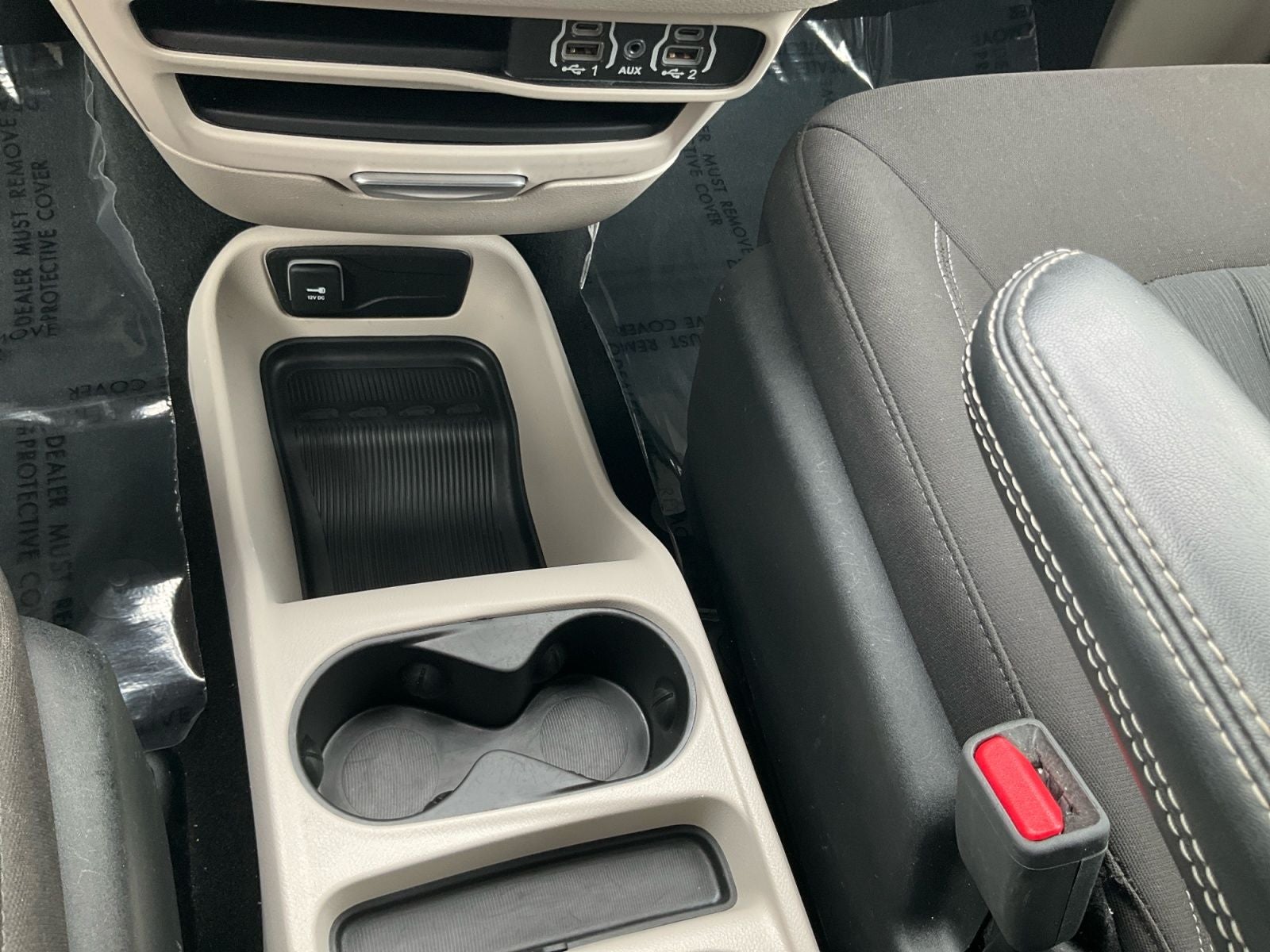 2024 Chrysler Voyager LX