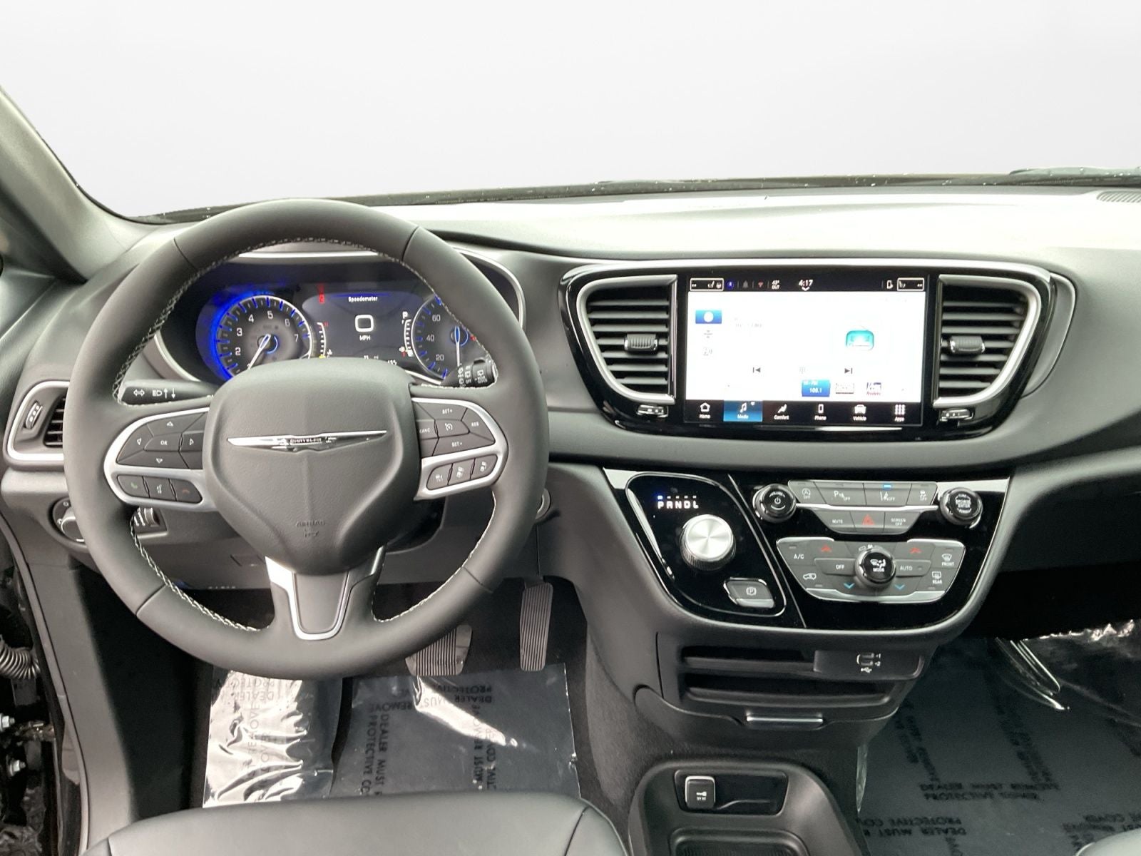 2026 Chrysler Voyager VOYAGER LX