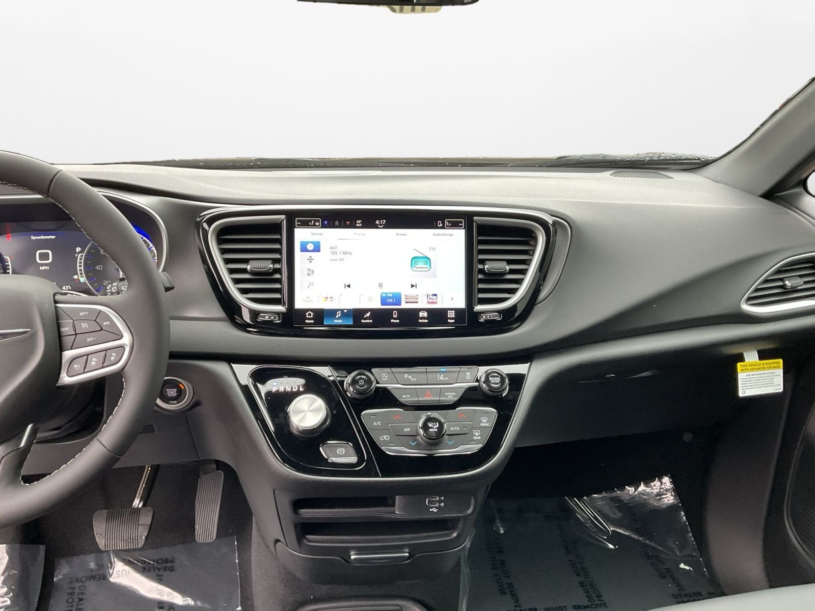 2026 Chrysler Voyager VOYAGER LX