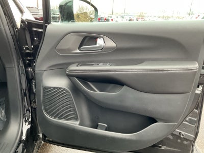 2026 Chrysler Voyager VOYAGER LX