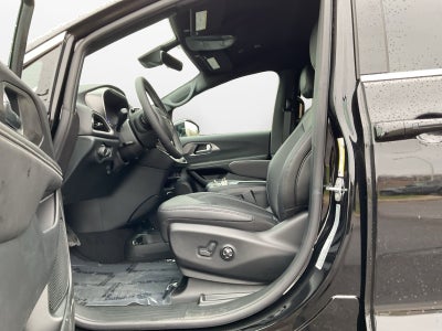 2026 Chrysler Voyager VOYAGER LX