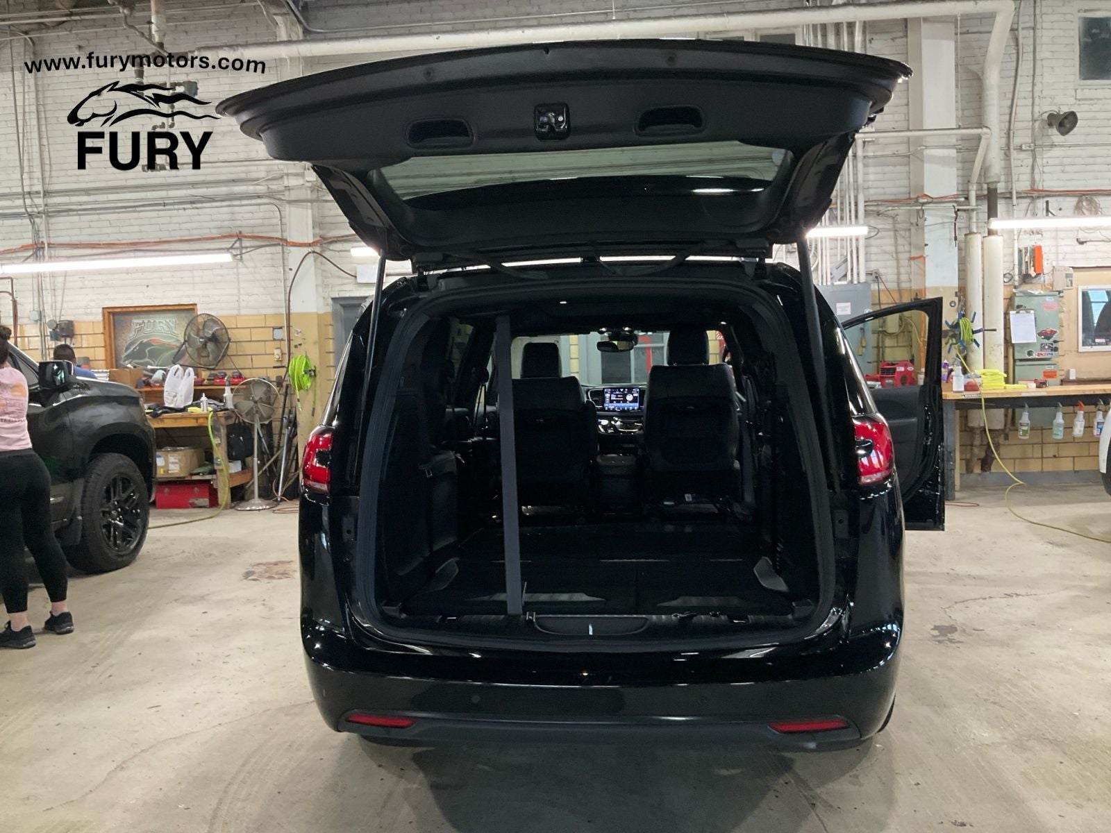 2025 Chrysler Pacifica Limited