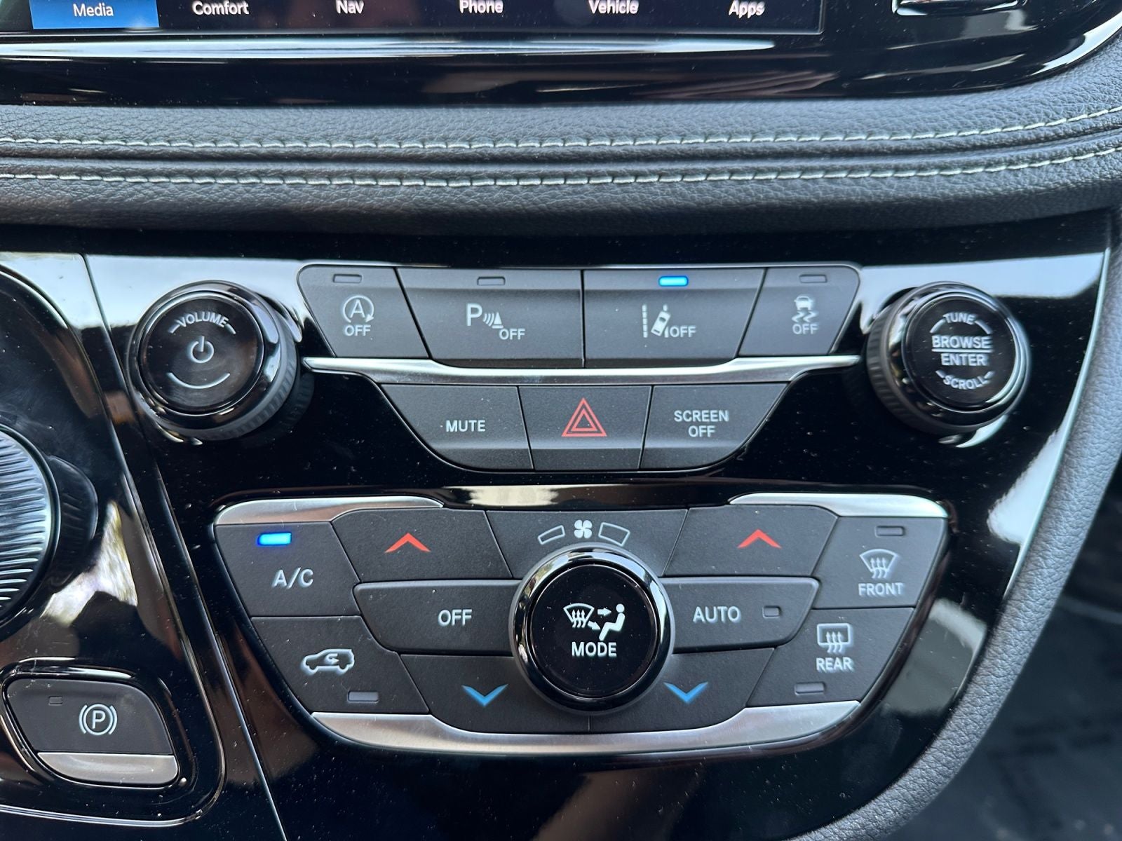 2026 Chrysler Pacifica PACIFICA SELECT AWD