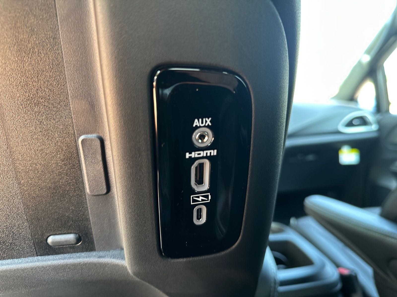 2026 Chrysler Pacifica PACIFICA SELECT AWD