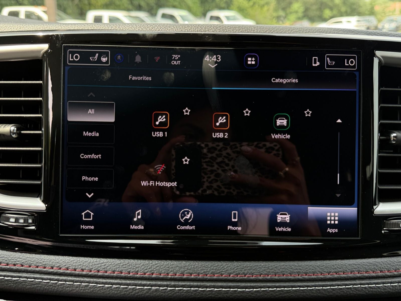 2027 Chrysler Pacifica Select