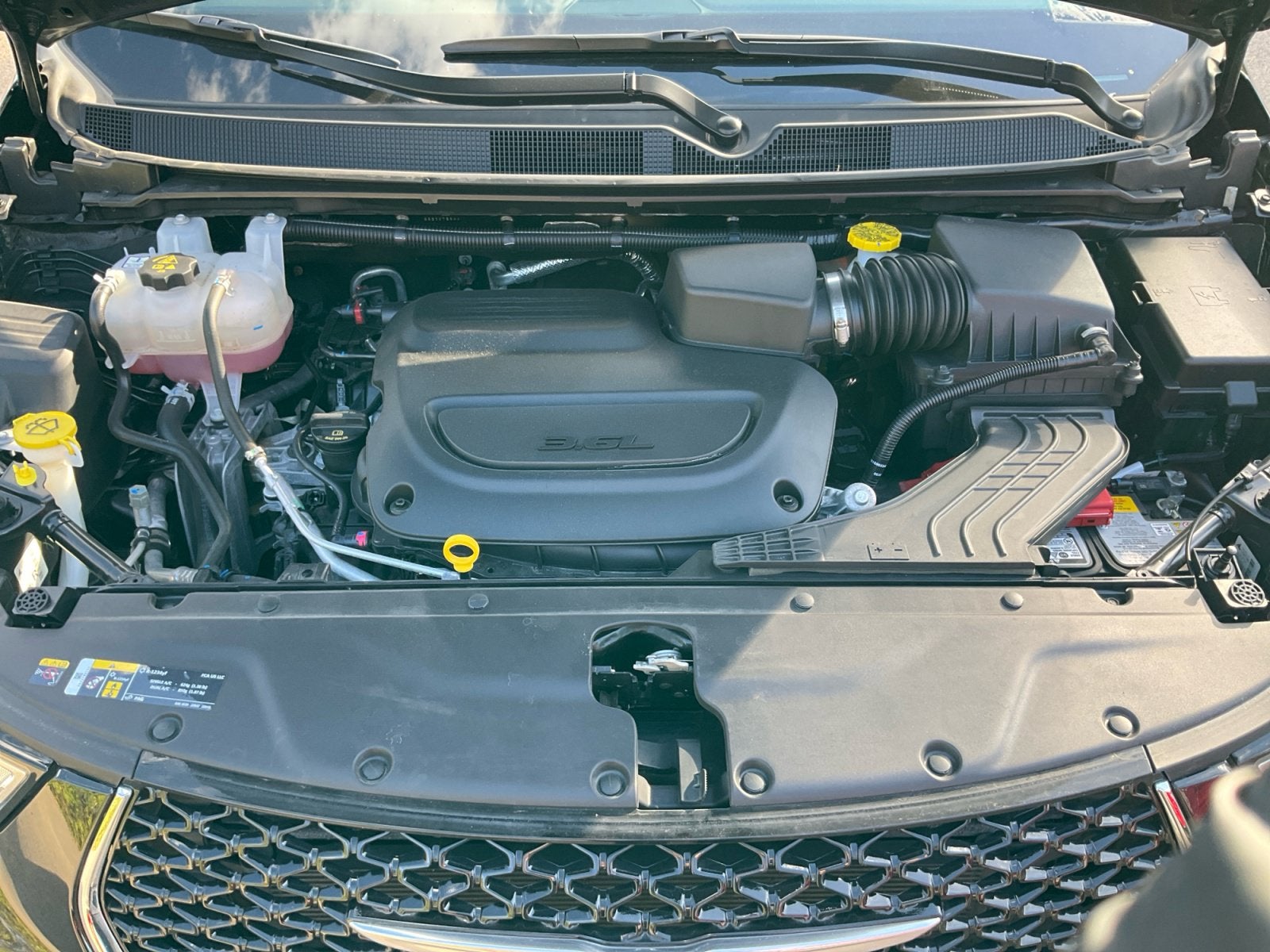 2025 Chrysler Pacifica Select