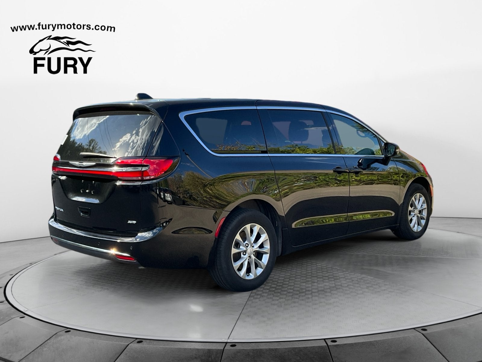 2025 Chrysler Pacifica Select