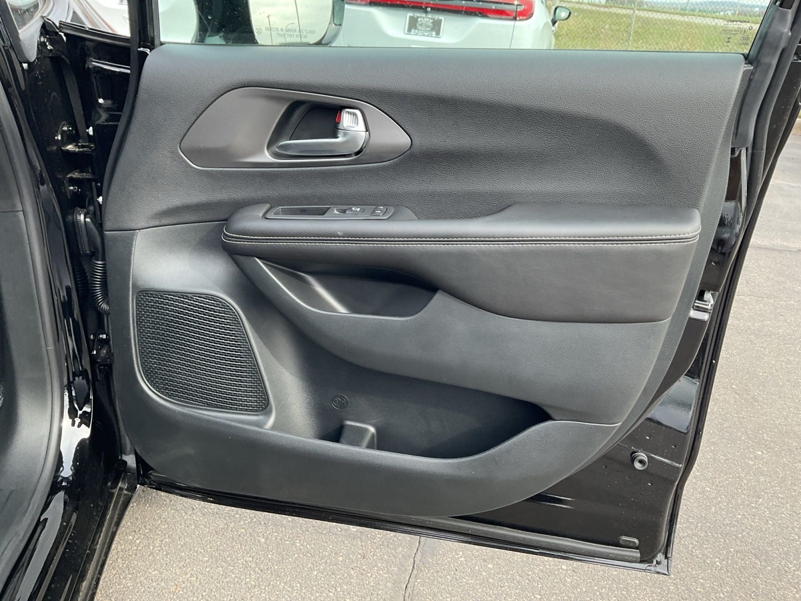 2026 Chrysler Pacifica PACIFICA SELECT AWD