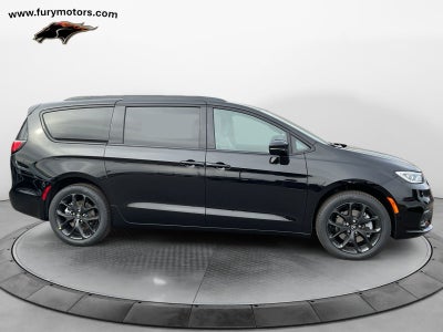 2026 Chrysler Pacifica PACIFICA SELECT AWD
