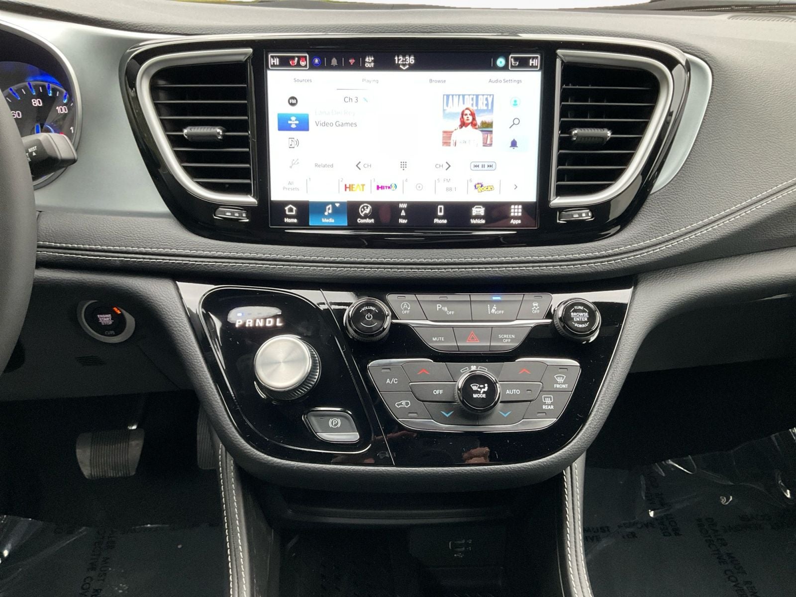 2026 Chrysler Pacifica PACIFICA LIMITED AWD