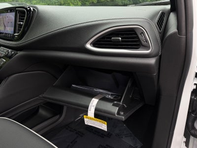 2027 Chrysler Pacifica PACIFICA LIMITED AWD