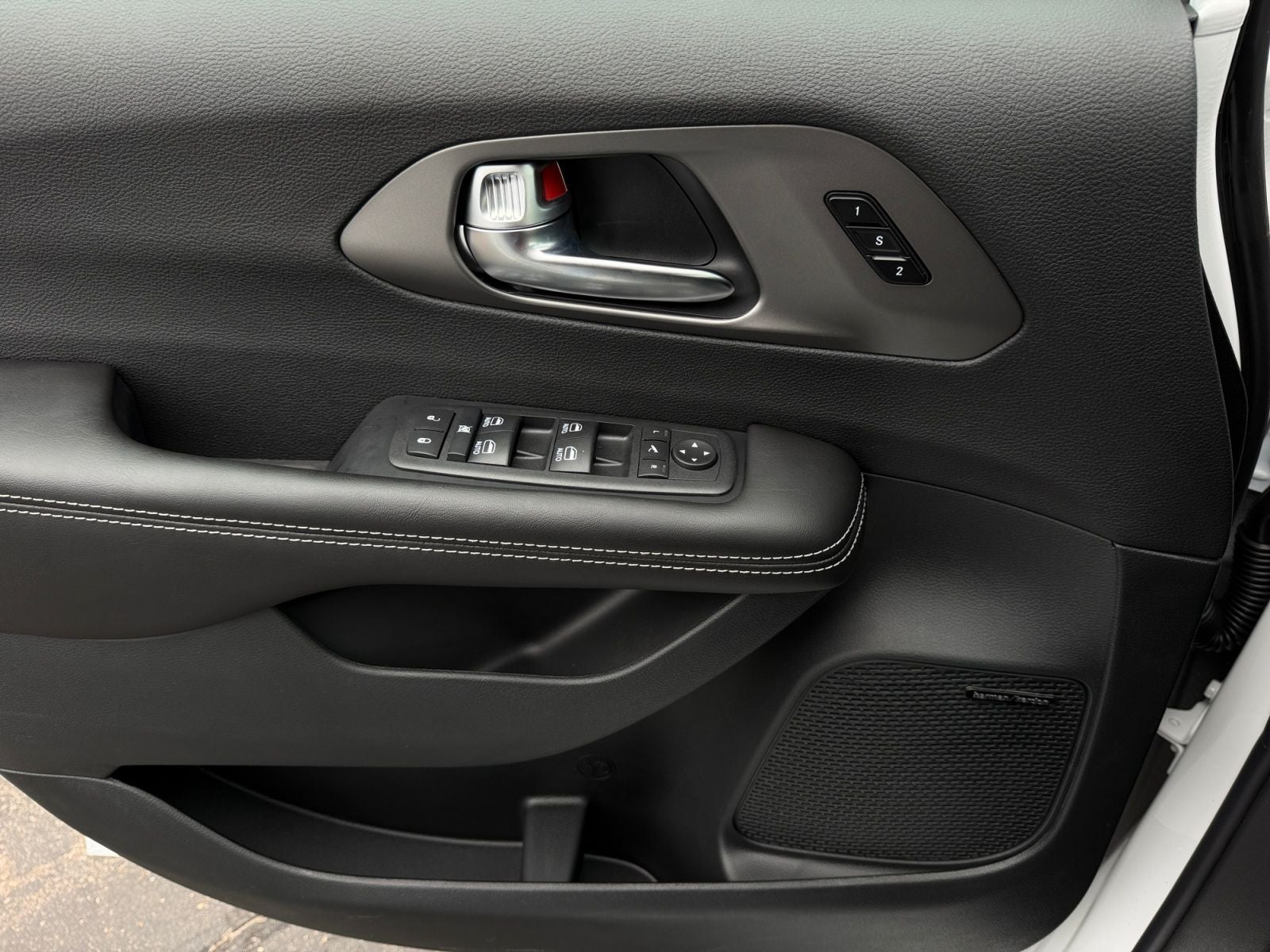 2027 Chrysler Pacifica PACIFICA LIMITED AWD