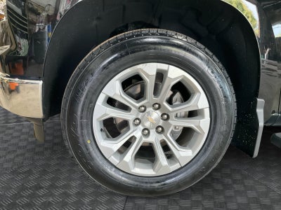 2023 Chevrolet Silverado 1500 4WD Crew Cab Short Bed LTZ