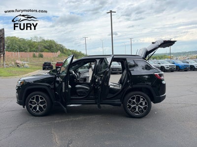 2026 Jeep Compass COMPASS LIMITED 4X4