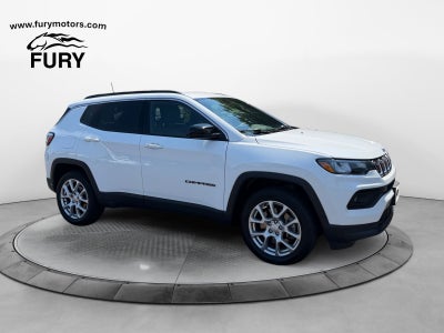 2023 Jeep Compass Latitude Lux FWD
