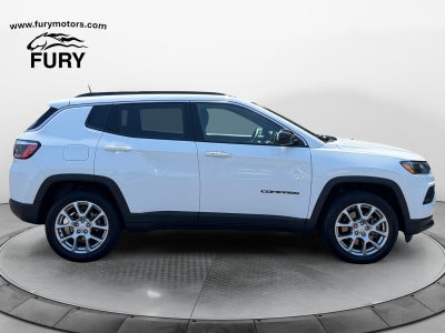 2023 Jeep Compass Latitude Lux FWD
