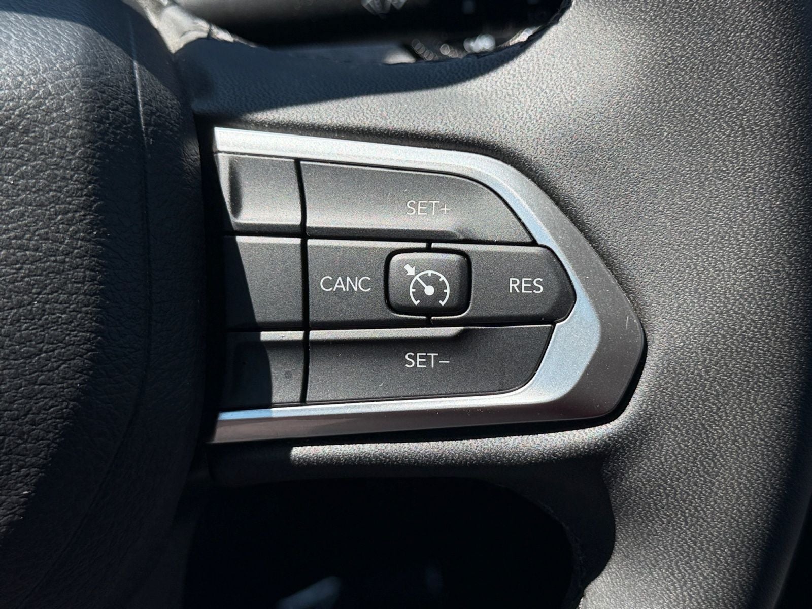 2023 Jeep Compass Latitude Lux FWD