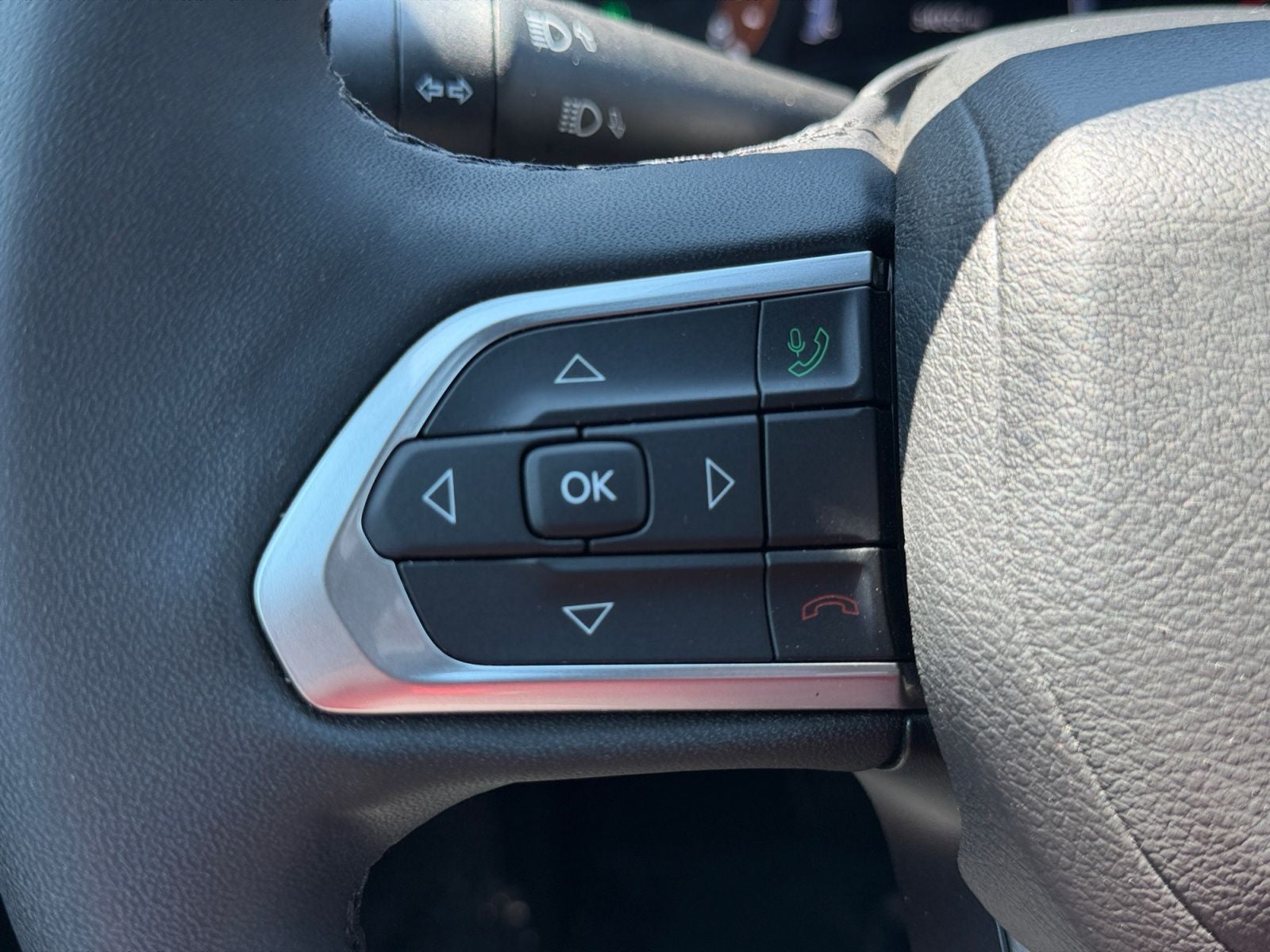 2023 Jeep Compass Latitude Lux FWD