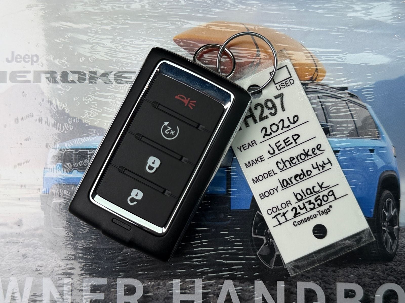 2026 Jeep Cherokee CHEROKEE LAREDO 4X4
