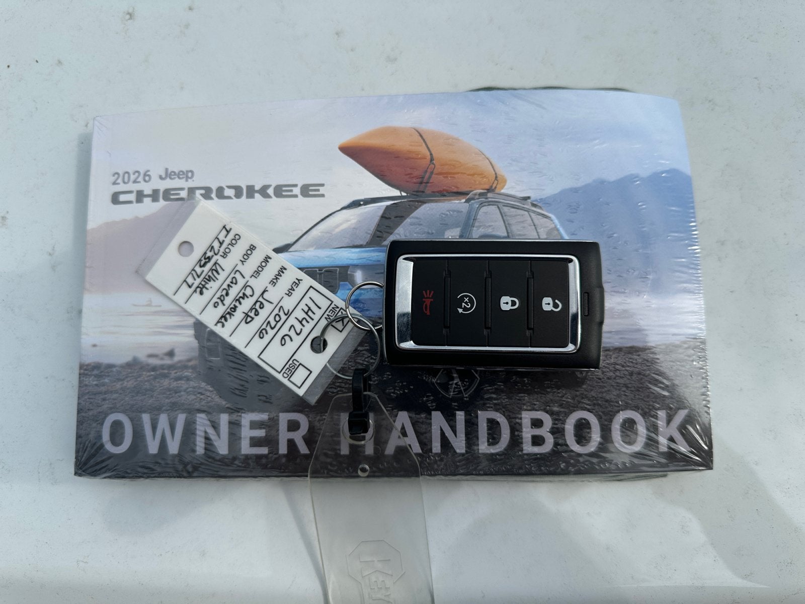 2026 Jeep Cherokee CHEROKEE LAREDO 4X4