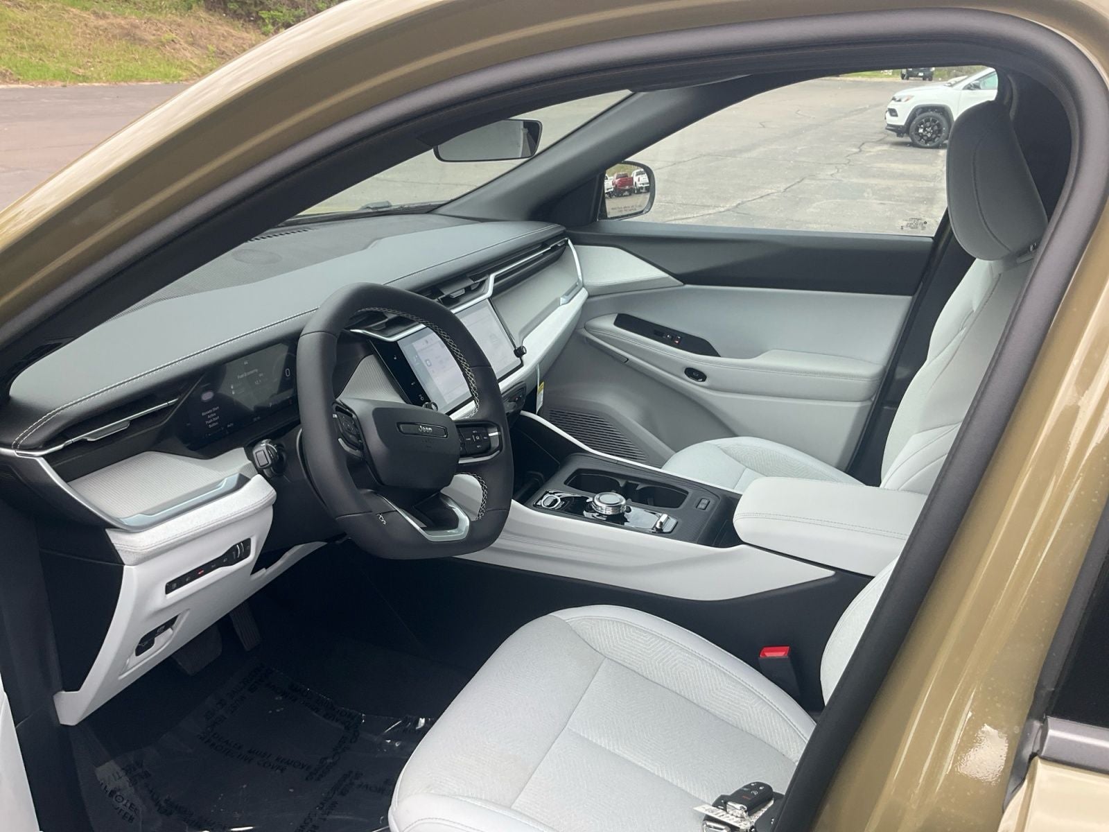 2026 Jeep Cherokee CHEROKEE LAREDO 4X4