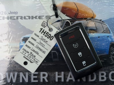 2026 Jeep Cherokee CHEROKEE LAREDO 4X4
