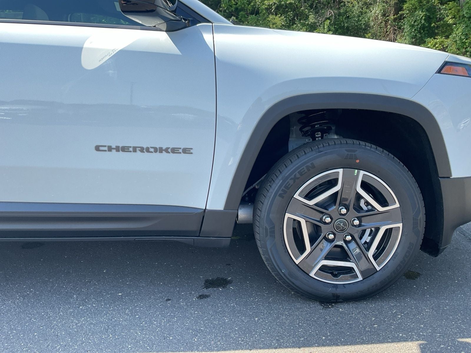 2026 Jeep Cherokee CHEROKEE LAREDO 4X4
