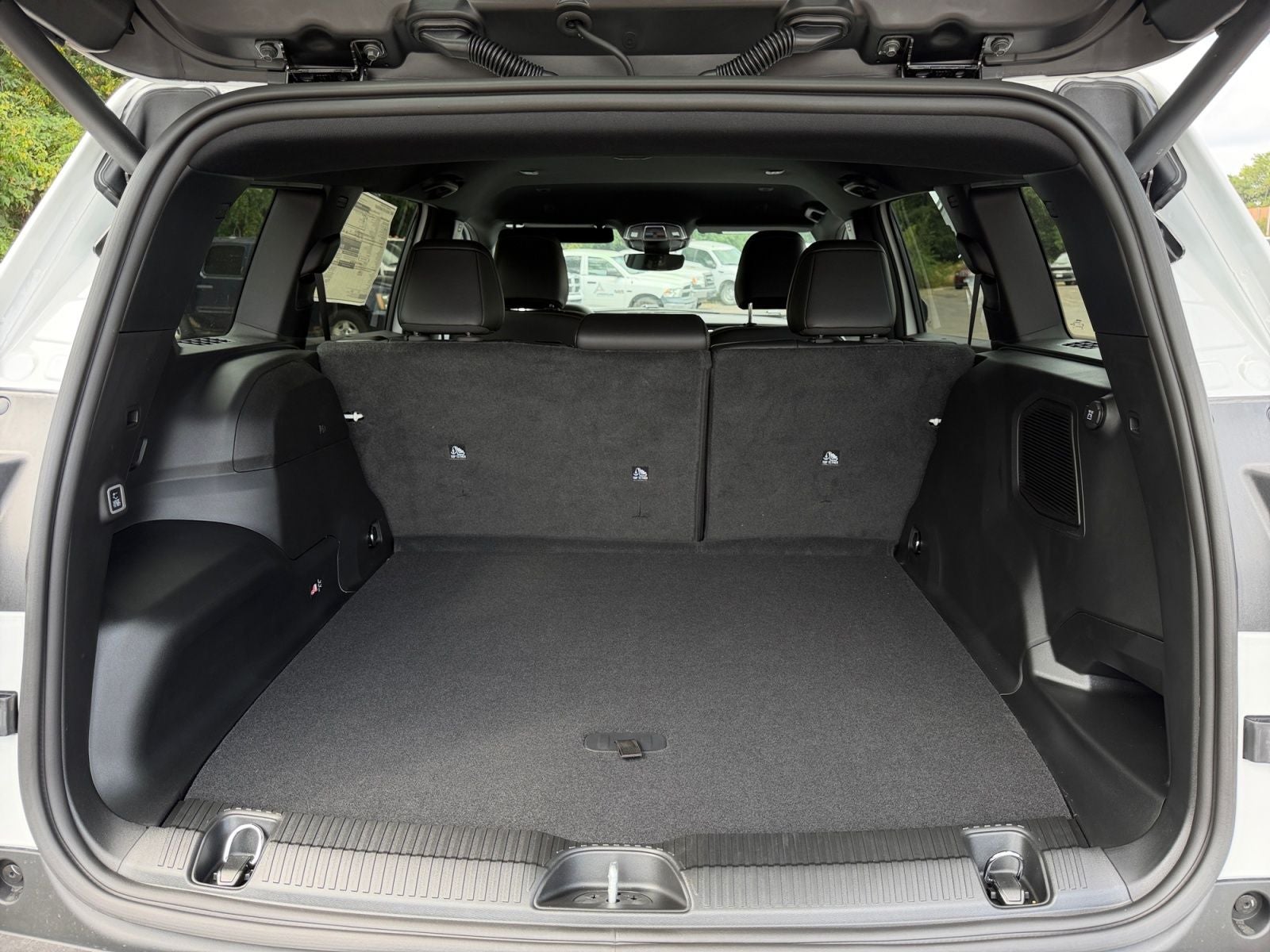2026 Jeep Cherokee CHEROKEE 85TH ANNIVERSARY EDITION 4X4