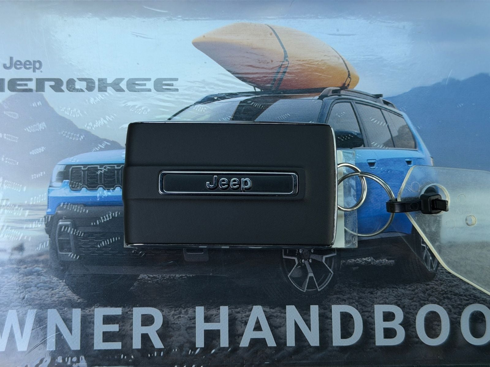 2026 Jeep Cherokee CHEROKEE OVERLAND 4X4