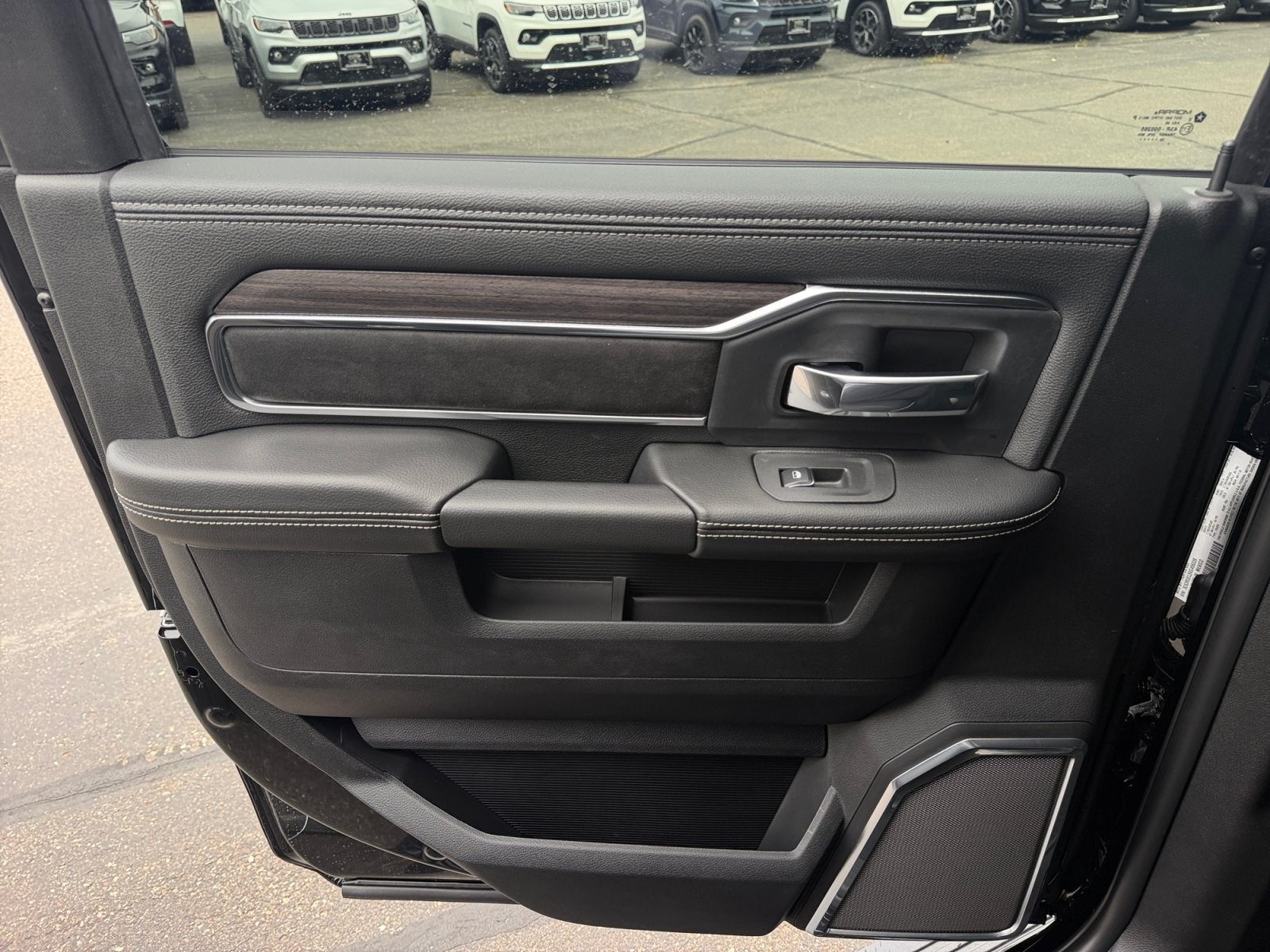 2027 RAM Ram 3500 RAM 3500 LARAMIE CREW CAB 4X4 6'4' BOX