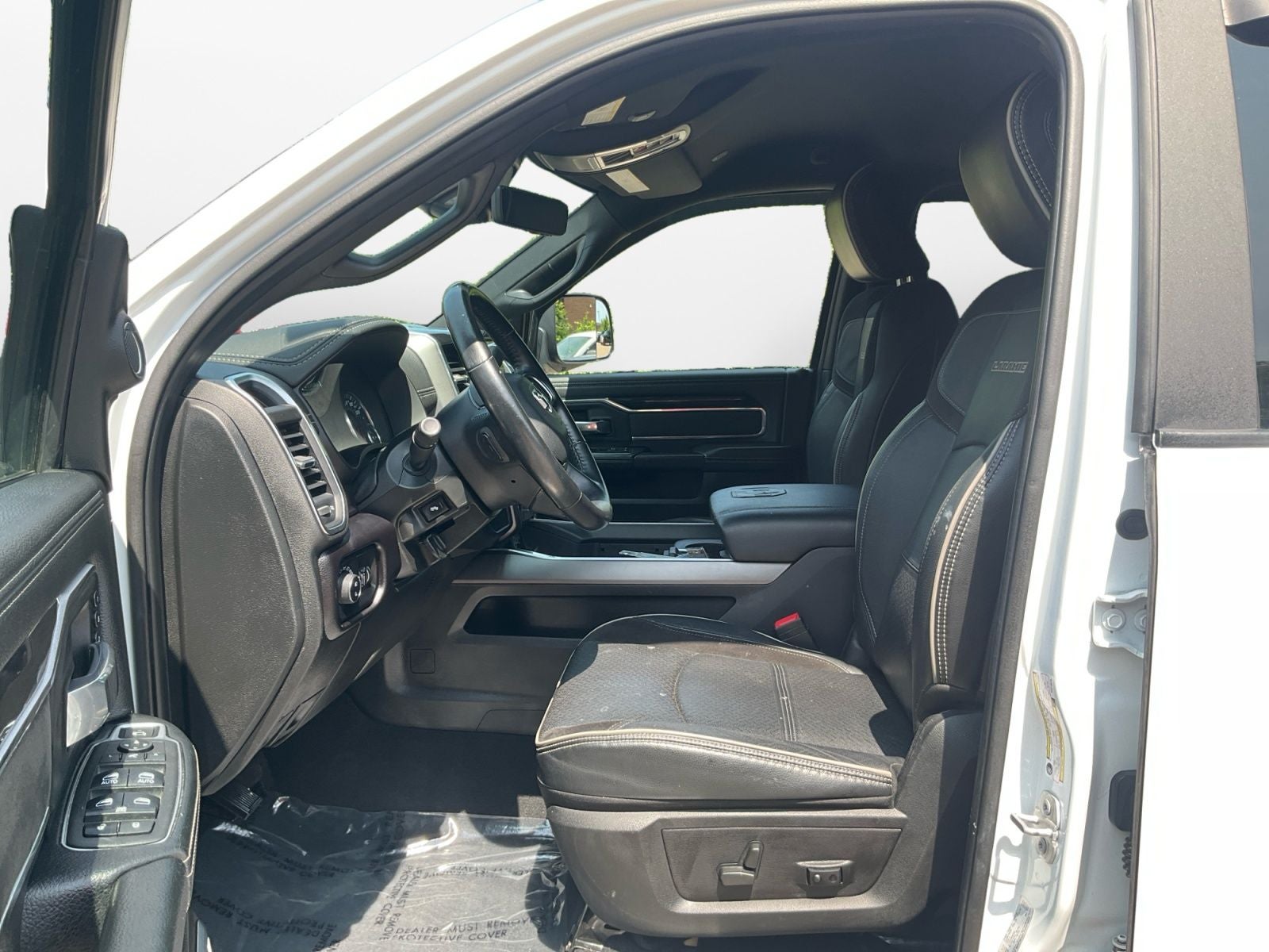 2022 RAM 3500 Laramie Mega Cab 4x4 6'4' Box