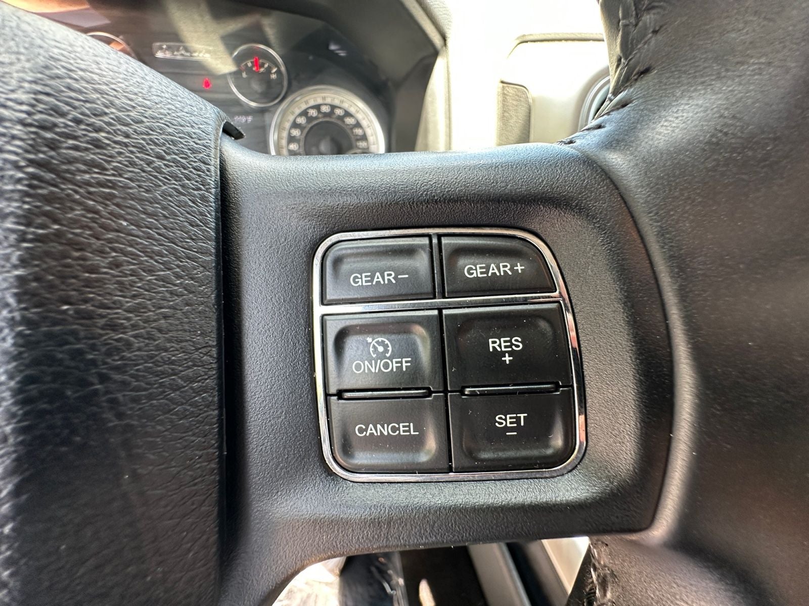 2017 RAM 1500 Big Horn Crew Cab 4x4 5'7' Box
