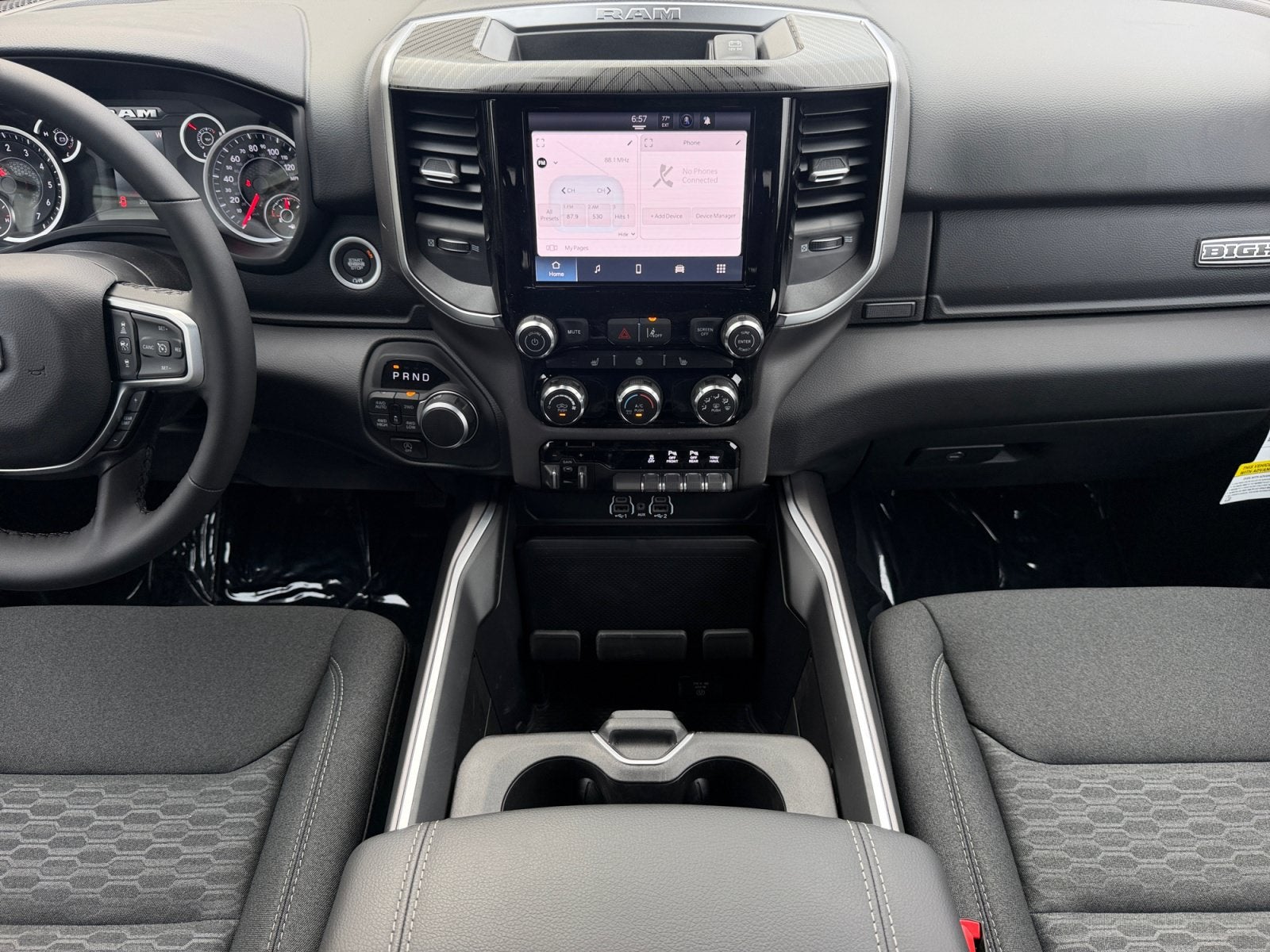 2027 RAM Ram 1500 RAM 1500 BIG HORN CREW CAB 4X4 5'7' BOX