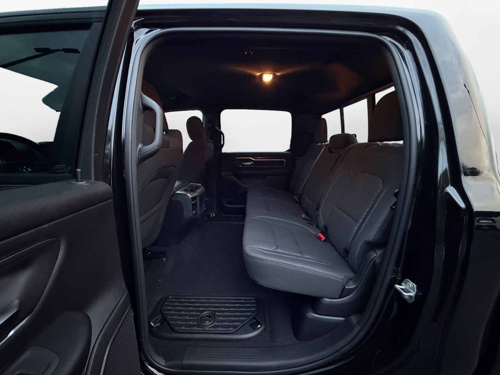2027 RAM Ram 1500 RAM 1500 BIG HORN CREW CAB 4X4 5'7' BOX